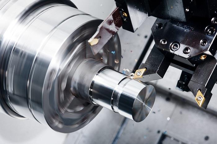 Các loại máy gia công kim loại CNC thông dụng hiện nay