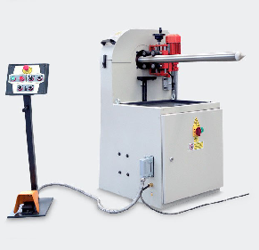 Paint and sandblasting equipment